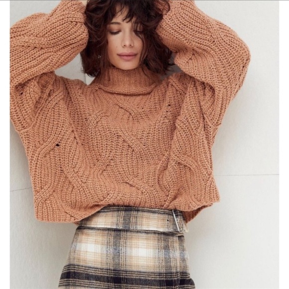 Free People Sweaters - NWOT Free People Season Change Pull Over Sweater